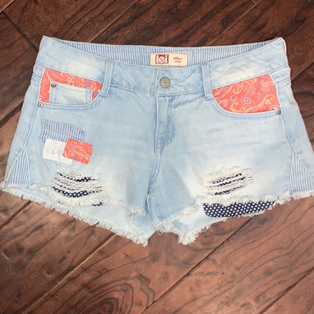 4 for $20 🫶🏻 Lei shorts